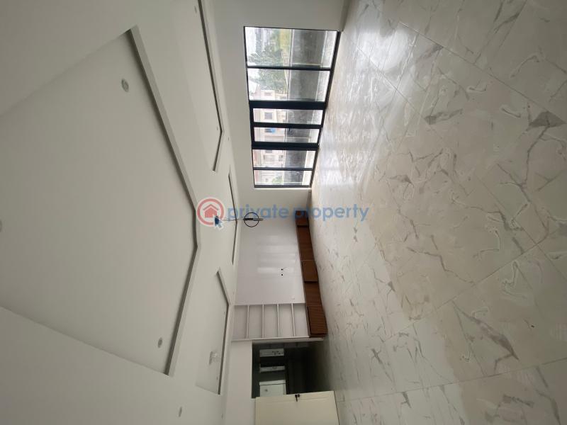 Lovely 5 bed duplex in a serene environment - 5 5 bedroom Detached Duplex For Sale Royal Garden Ajiran Ajah Lagos - 5