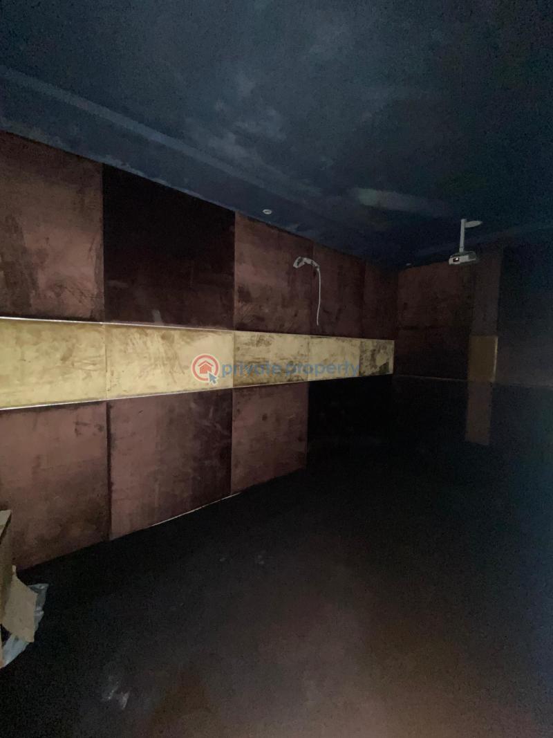 5 bedroom Detached Duplex For Sale Ikota Lekki Lagos - 3