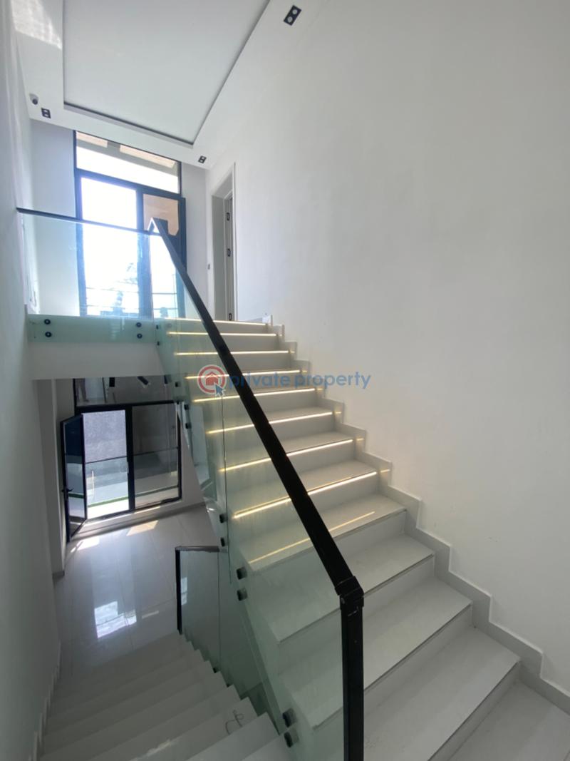 5 bedroom Detached Duplex For Sale Orchid Road Lekki Expressway Lagos - 21