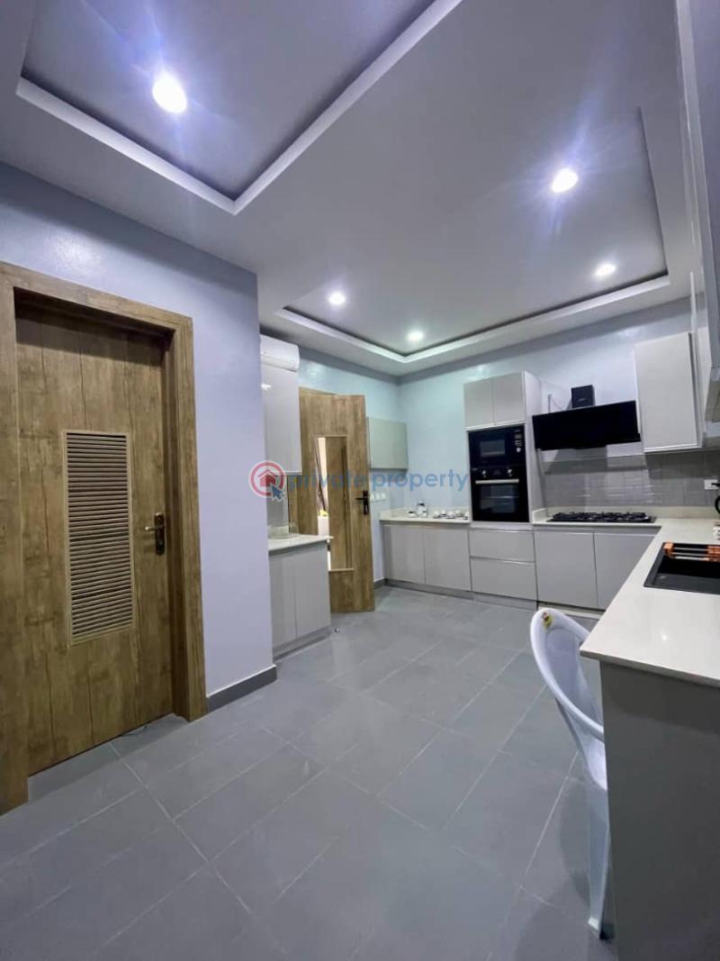 Lovely 5 bed penthouse - 4 5 bedroom Penthouse For Sale Lekki Phase 1 Lagos - 4