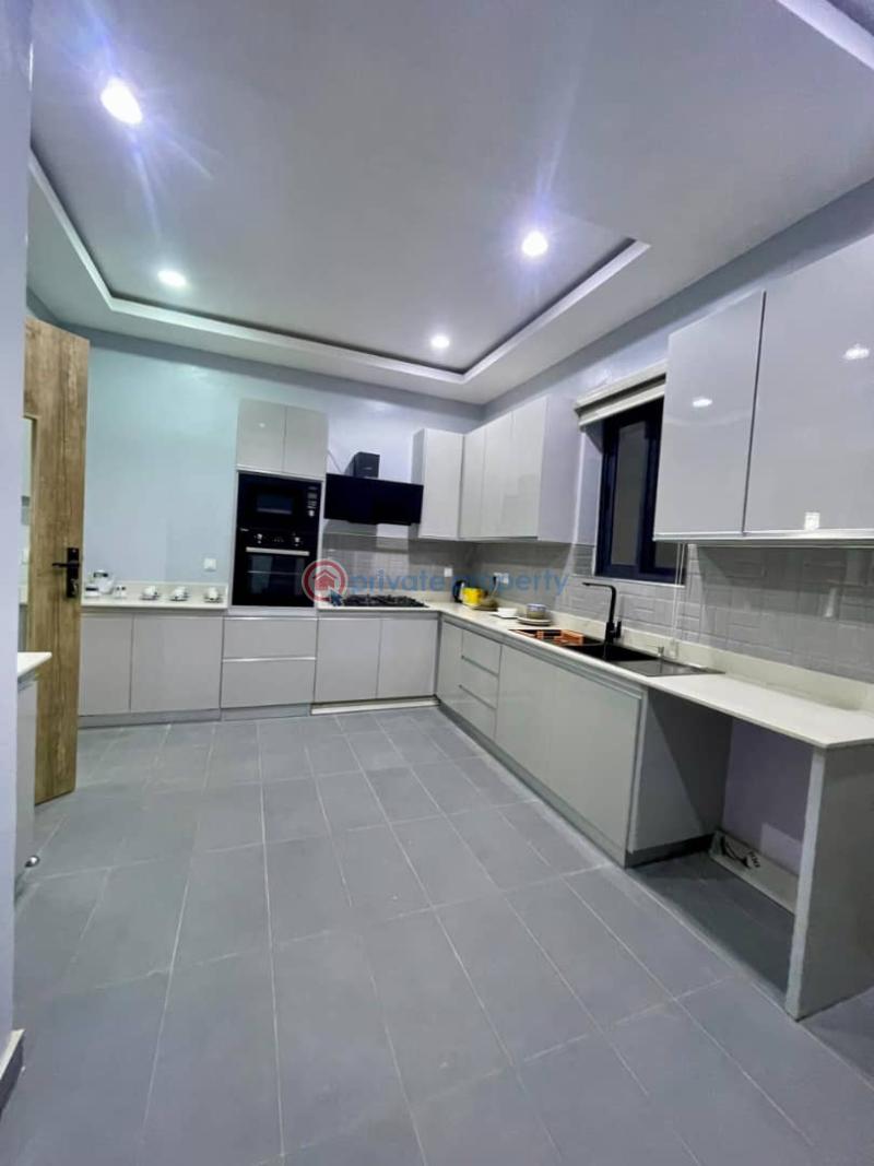 Lovely 5 bed penthouse - 2 5 bedroom Penthouse For Sale Lekki Phase 1 Lagos - 2