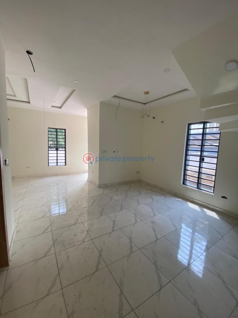 5 bedroom Detached Duplex For Sale Chevron Drive Lekki Lagos - 4