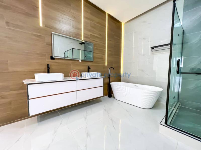 5 bedroom Detached Duplex For Sale Chevron Drive Lekki Lagos - 29