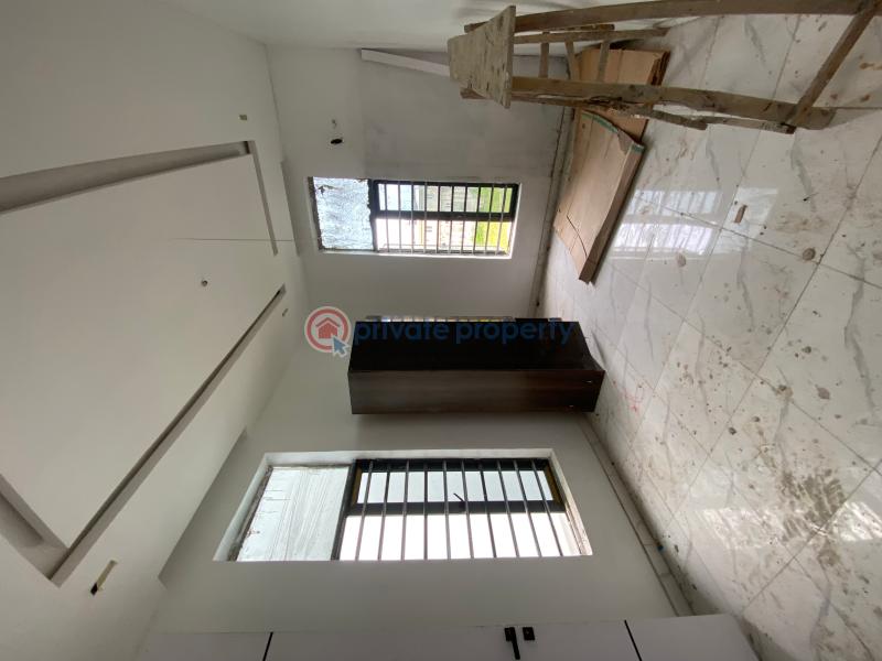 Lovely 5 bed smart house - 8 5 bedroom Detached Duplex For Sale Orchid Road Along Lekki Expressway Lagos - 8