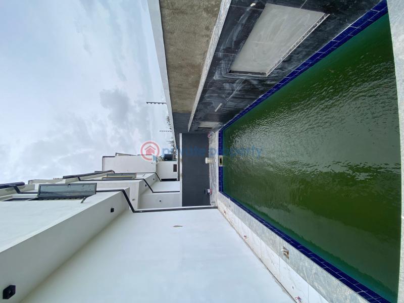 Lovely 5 bed smart house - 3 5 bedroom Detached Duplex For Sale Orchid Road Along Lekki Expressway Lagos - 3