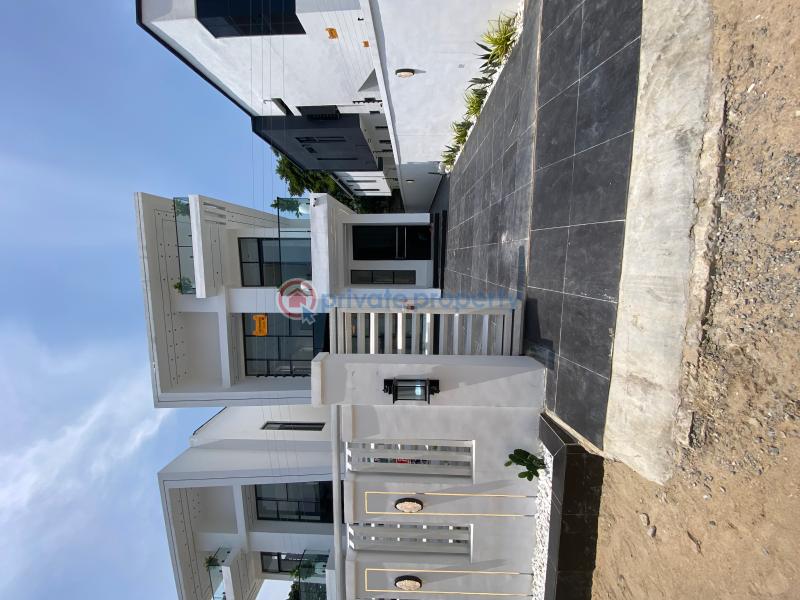 5 bedroom Detached Duplex For Sale Chevron Drive Lekki Lagos - 0
