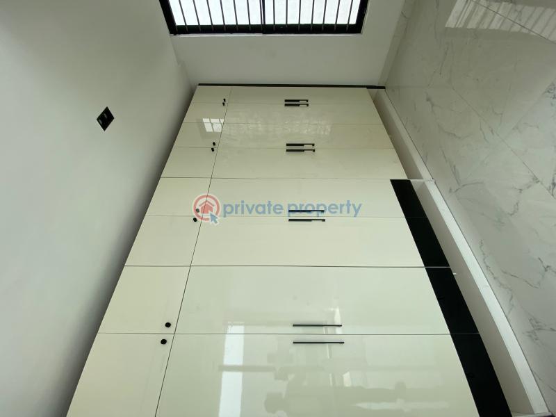 4 bedroom Detached Duplex For Sale Chevron Drive Lekki Lagos - 9