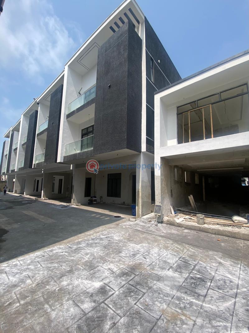 Lovely 5 bed triplex smart house - 38 5 bedroom Terraced Duplex For Sale Ikate Elegushi Lekki Lagos - 38