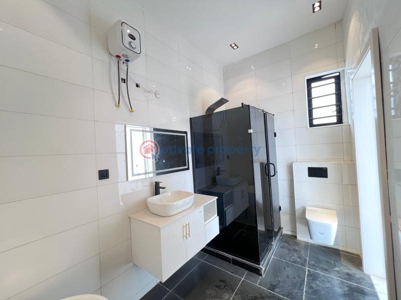 5 bedroom Detached Duplex For Sale Captains Court Ajah Lagos - 6
