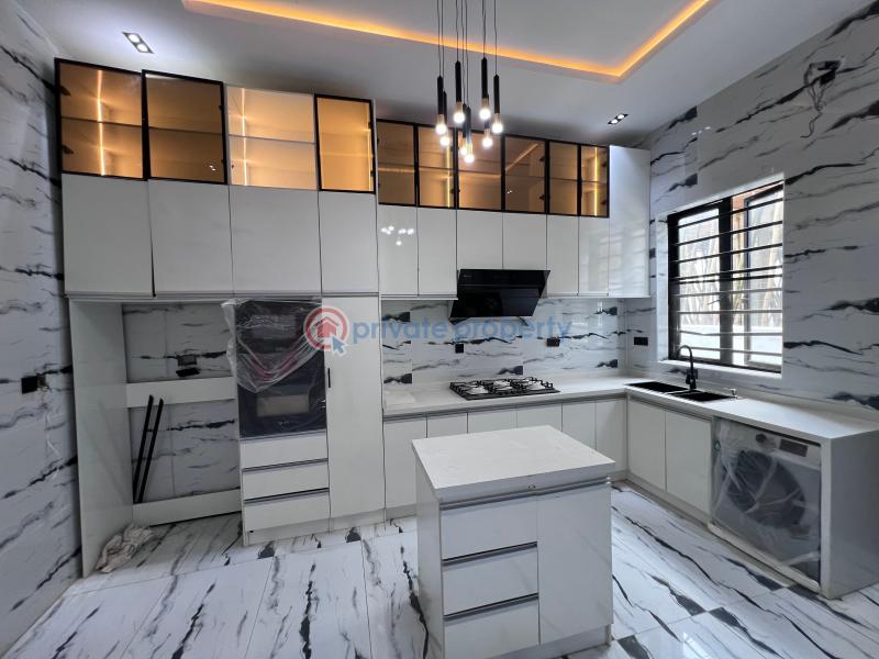 5 bedroom Detached Duplex For Sale Captains Court Ajah Lagos - 5
