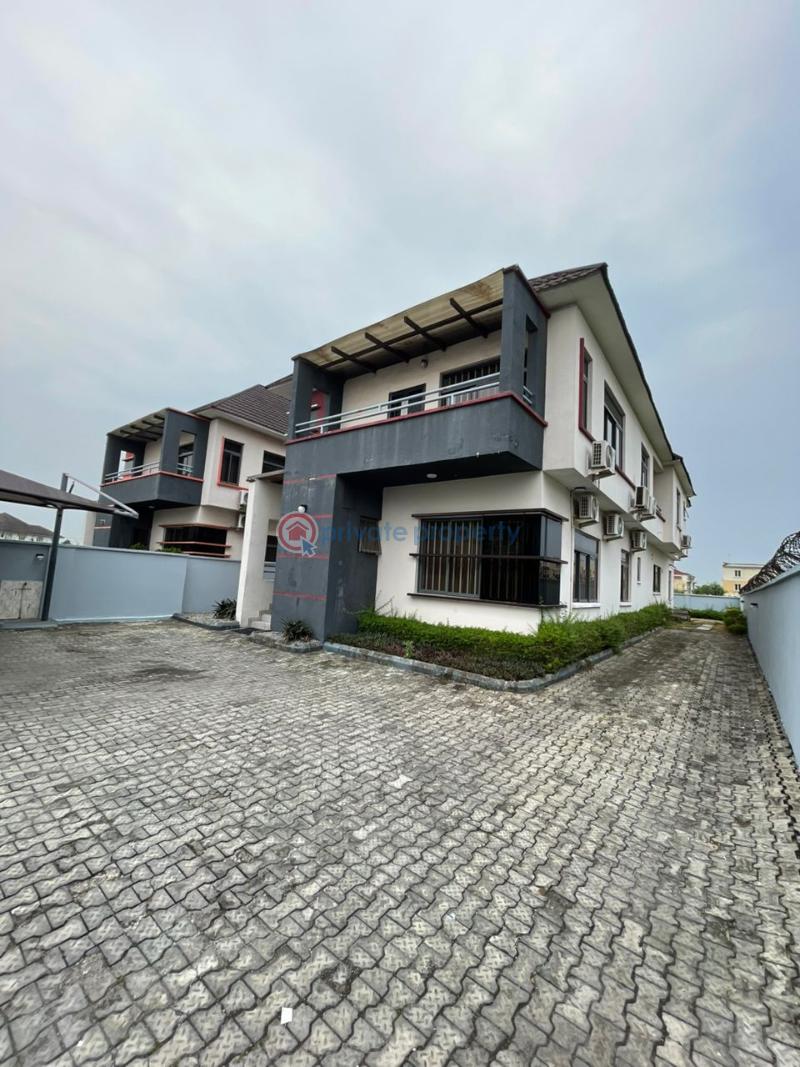 5 bedroom Duplex For Rent Peacock Beach Estate Osapa London Lekki Lagos - 1