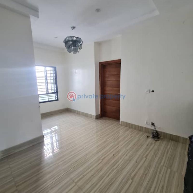 For rent 5 bedroom Duplex Richmond Estate Lekki Ikate Elegushi Lekki