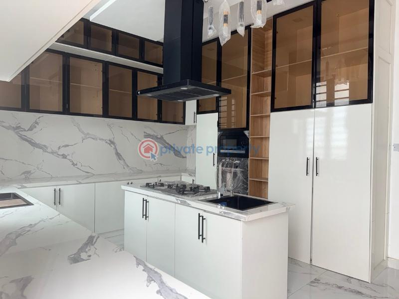 5 bedroom Detached Duplex For Sale Lekki Phase 1 Lagos - 3