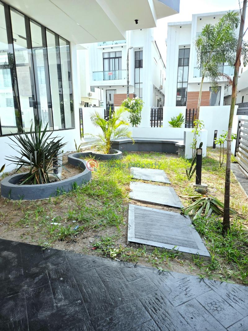 5 bedroom Detached Duplex For Rent Chevron Drive Lekki Lagos - 2