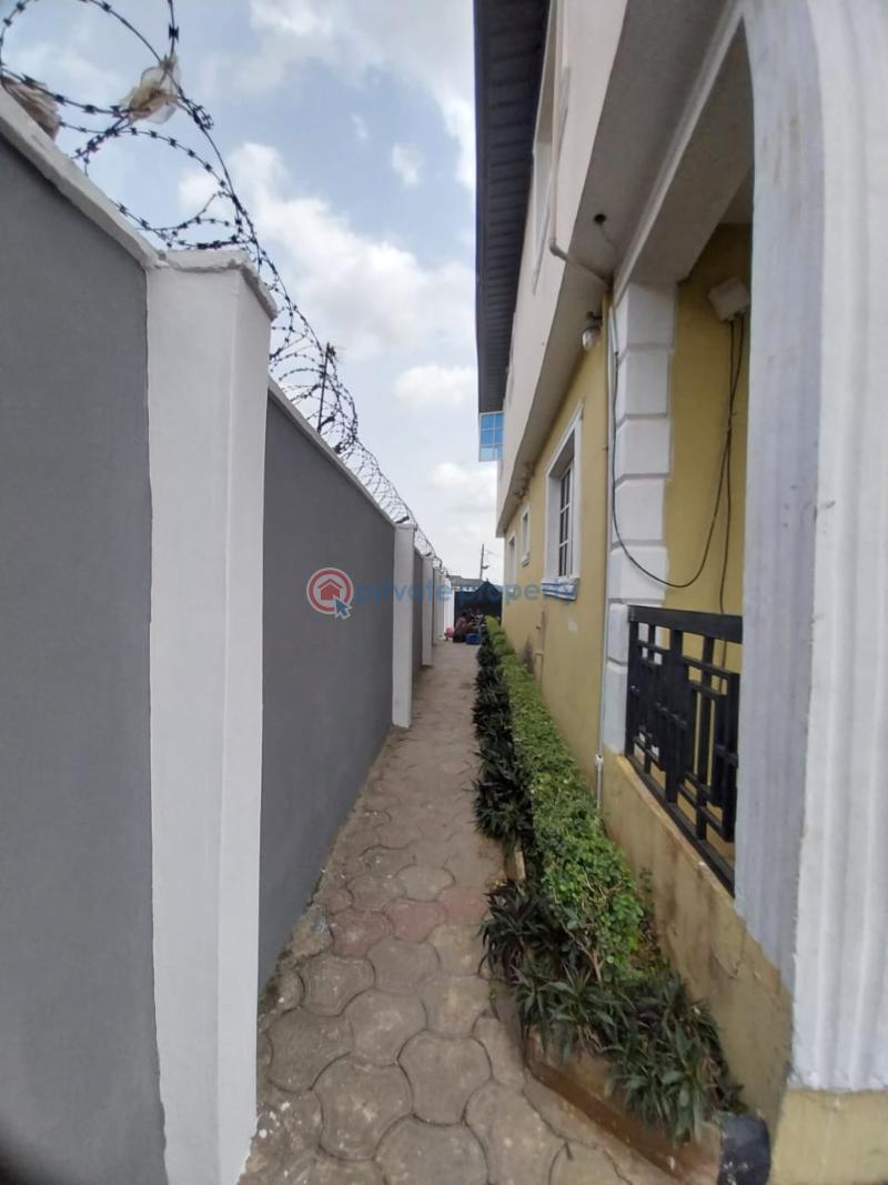 5 bedroom Duplex For Sale Magboro Lagos Extension Ogun - 10