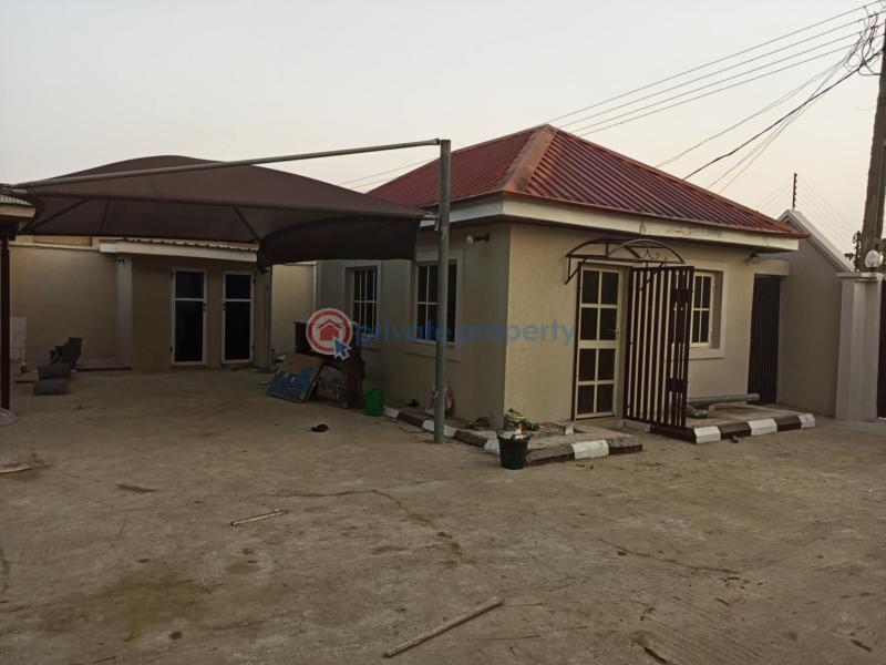 Lovely 5 bedroom duplex with mini flat on 1½ of land - 2 5 bedroom Detached Duplex For Sale Off Afolabi Lasu Isheri Road Ikotun/Igando Lagos - 2