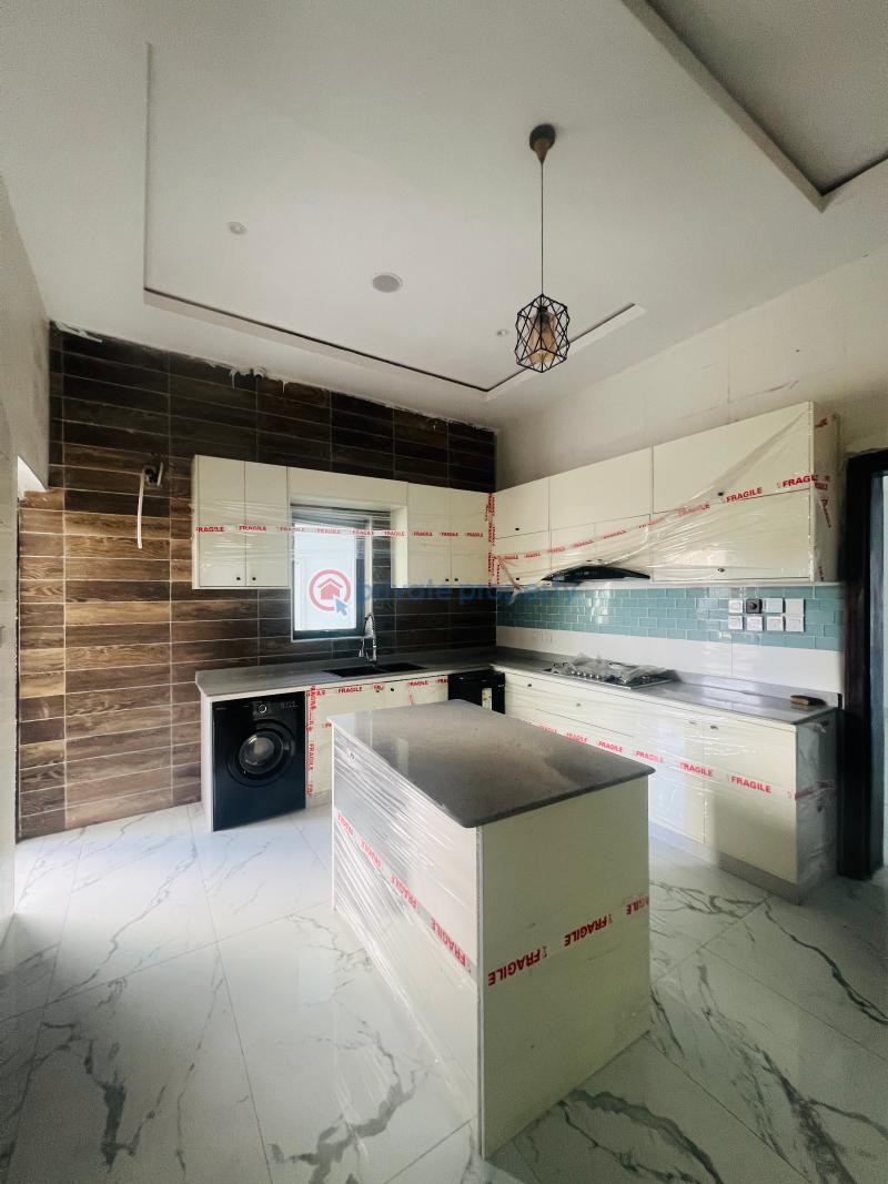 5 bedroom Detached Duplex For Sale Osapa Lekki Lagos Lekki Lagos - 4