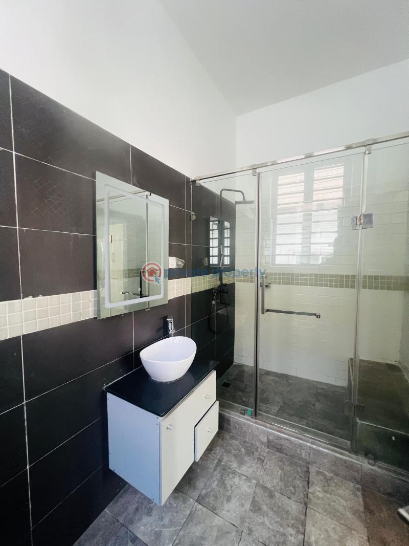 5 bedroom Detached Duplex For Sale Osapa Lekki Lagos Lekki Lagos - 9