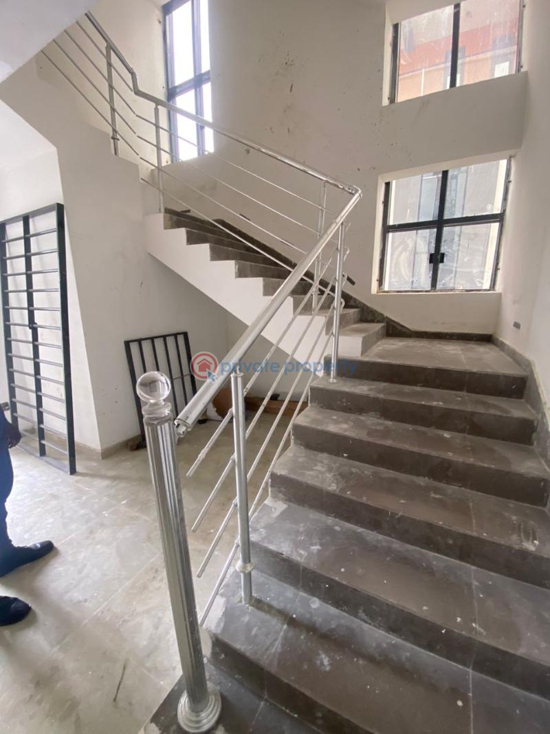 5 bedroom Detached Duplex For Rent Beach Resort Estate Jakande Lekki Lagos - 2