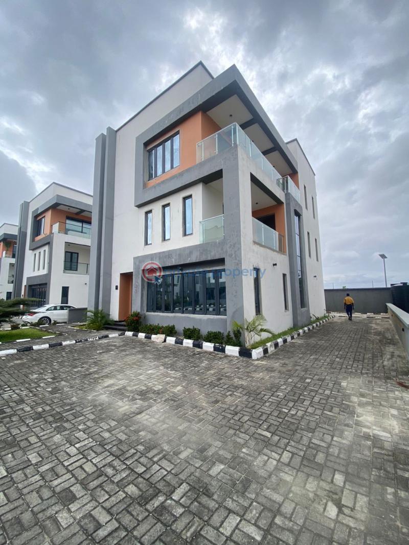 5 bedroom Detached Duplex For Rent Beach Resort Estate Jakande Lekki Lagos - 0