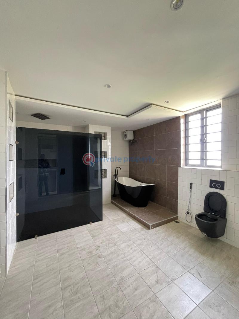 5 bedroom Detached Duplex For Sale Osapa Lekki Lagos - 3