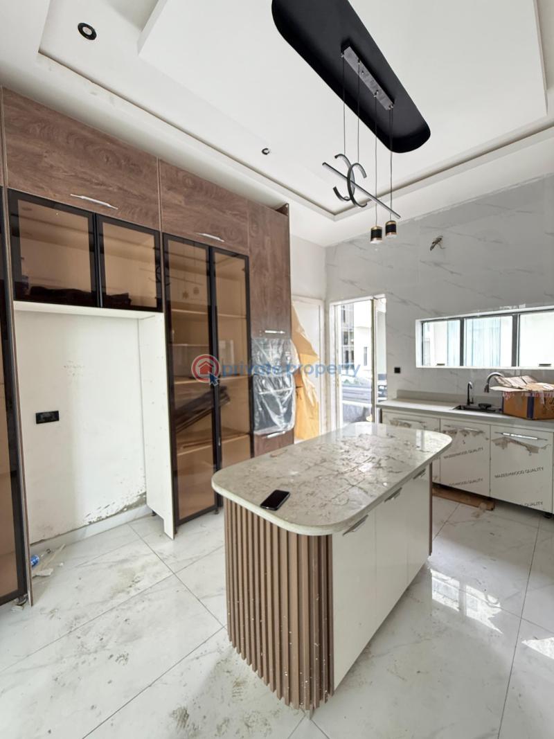 5 bedroom Detached Duplex For Sale Osapa Lekki Lagos - 5