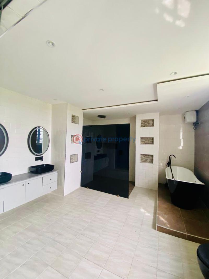 5 bedroom Detached Duplex For Sale Osapa London Lekki Lagos - 2
