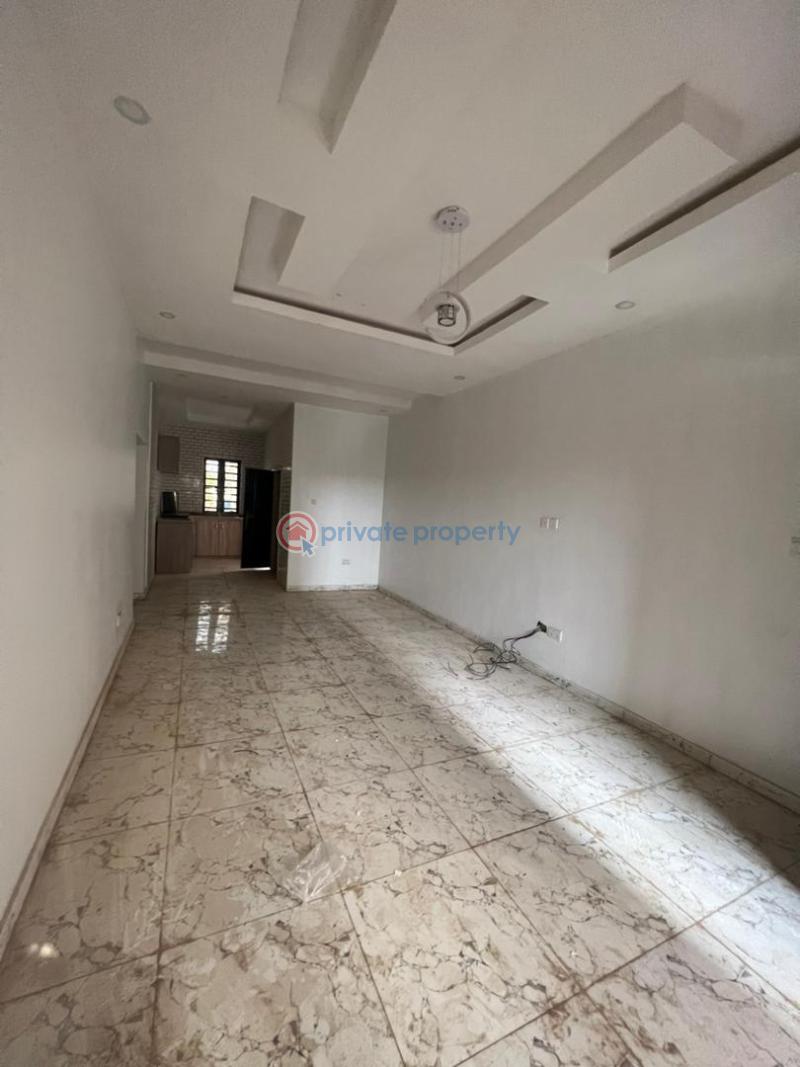 2 bedroom Block Of Flats For Sale Omole Phase 1 Ojodu Lagos - 1