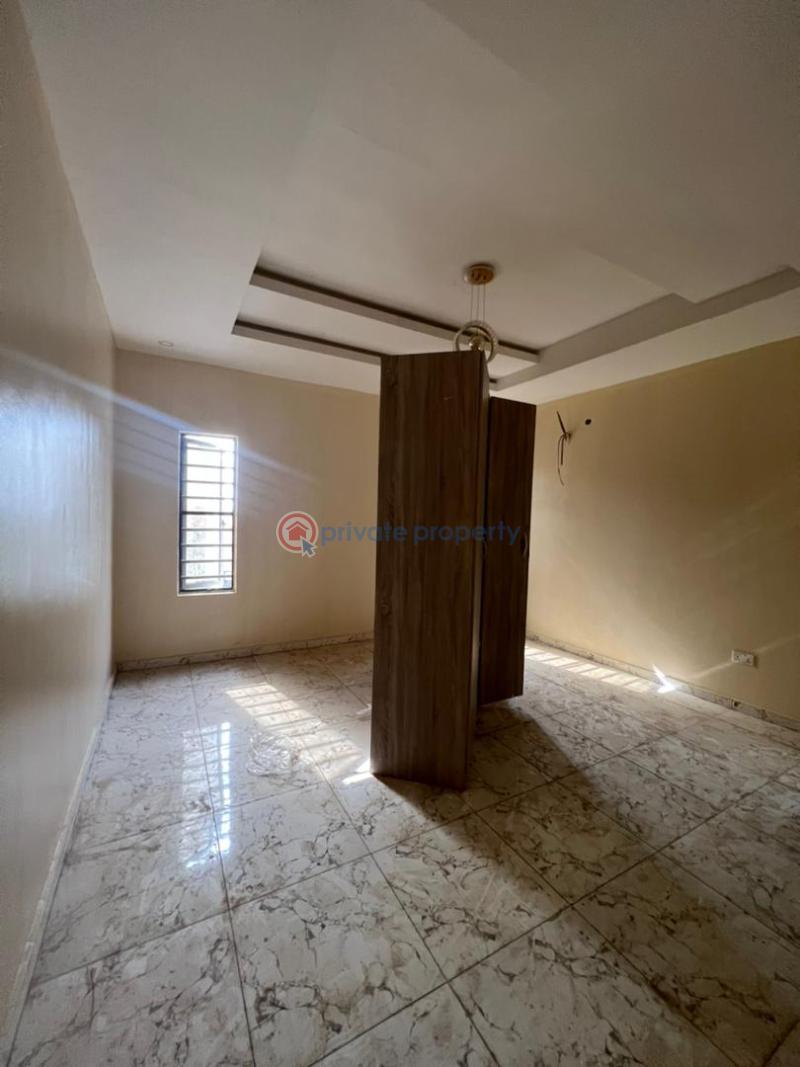 2 bedroom Block Of Flats For Sale Omole Phase 1 Ojodu Lagos - 19