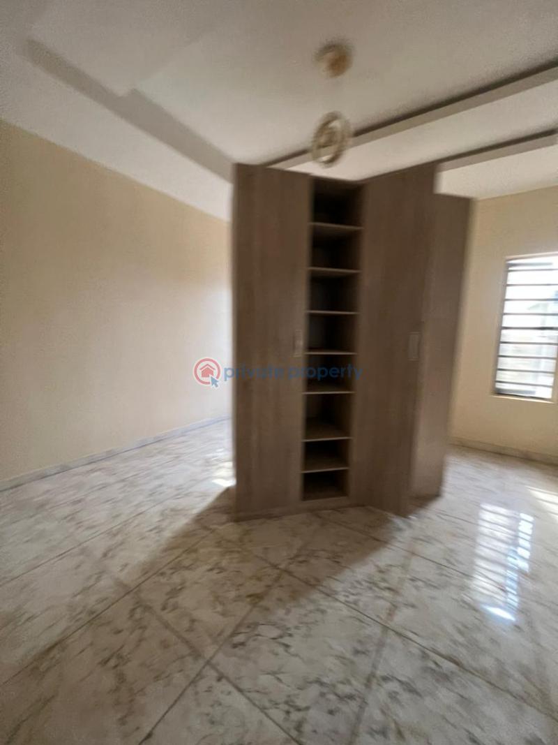 2 bedroom Block Of Flats For Sale Omole Phase 1 Ojodu Lagos - 16