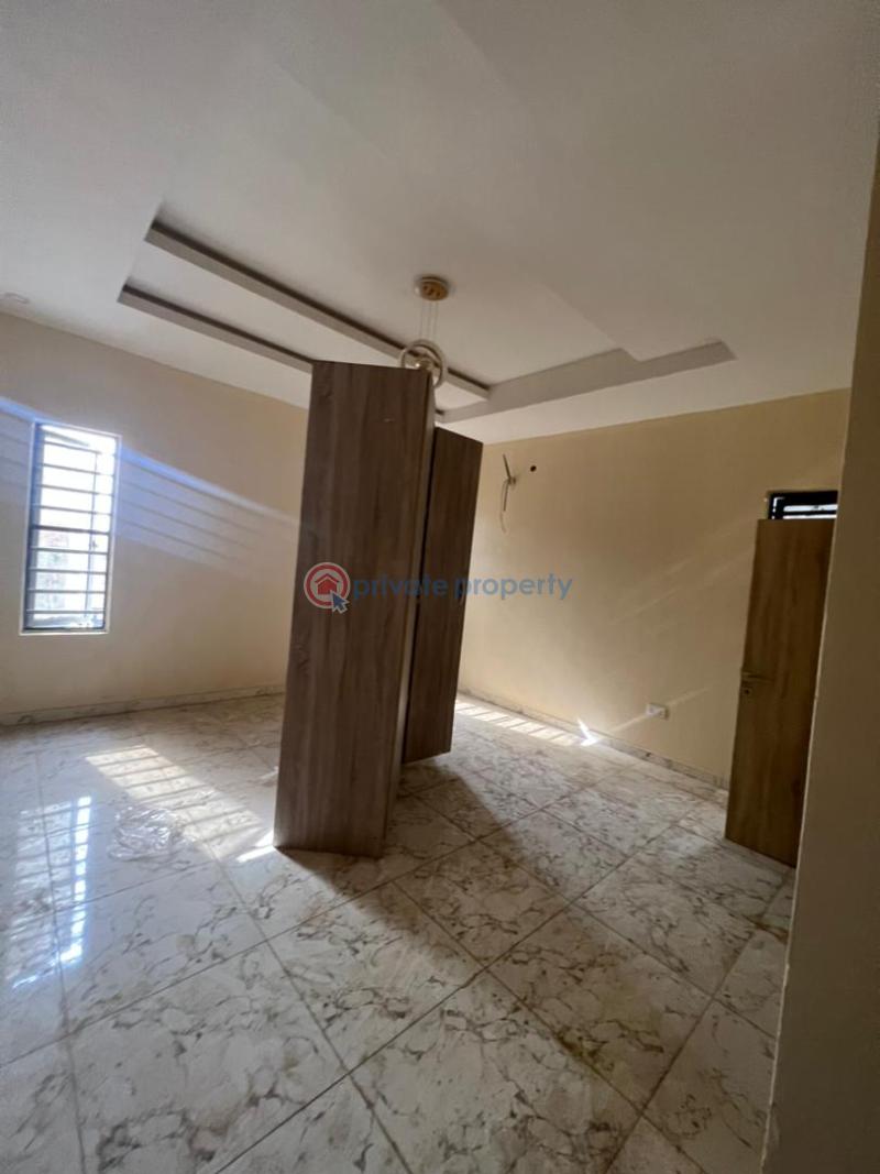 2 bedroom Block Of Flats For Sale Omole Phase 1 Ojodu Lagos - 18