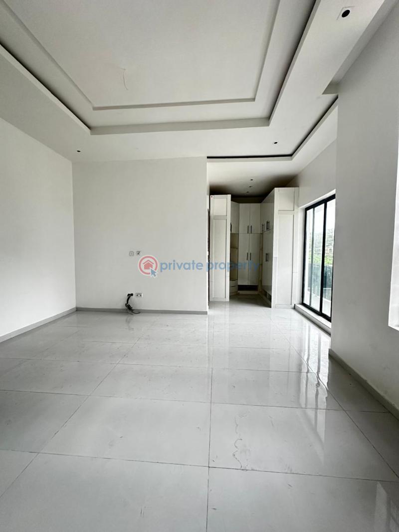 5 bedroom Detached Duplex For Sale Chevron Drive Lekki Lagos - 3