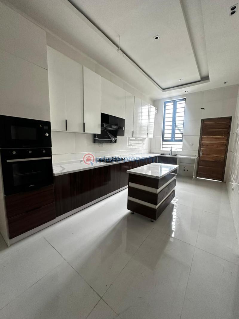 5 bedroom Detached Duplex For Sale Chevron Drive Lekki Lagos - 2
