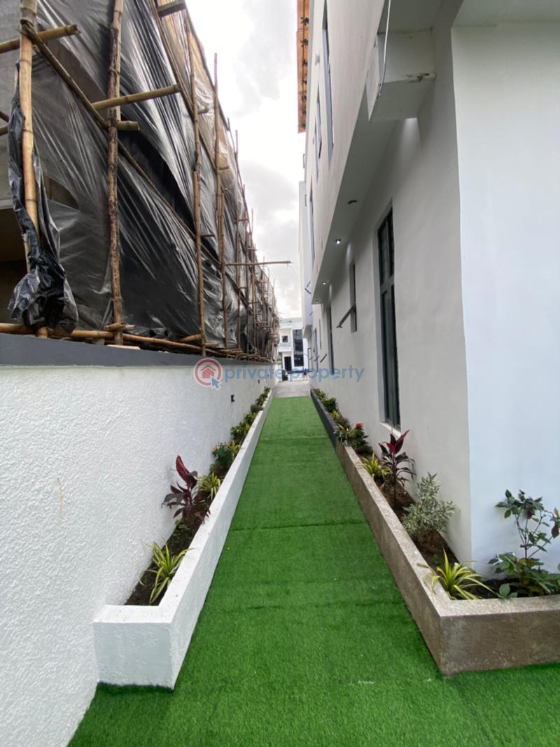 6 bedroom Detached Duplex For Sale Chevron Drive Lekki Lagos - 13