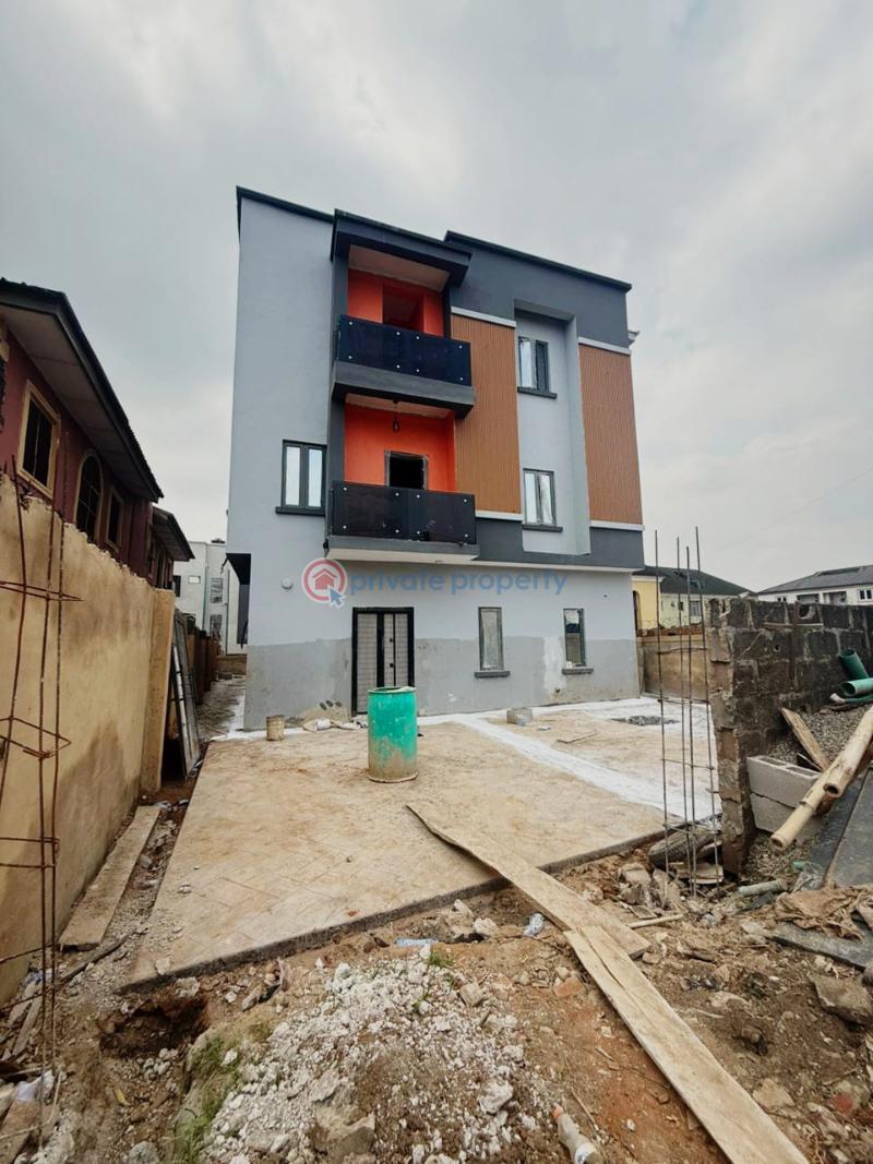 5 bedroom Detached Duplex For Sale Magodo GRA Phase 1 Ojodu Lagos