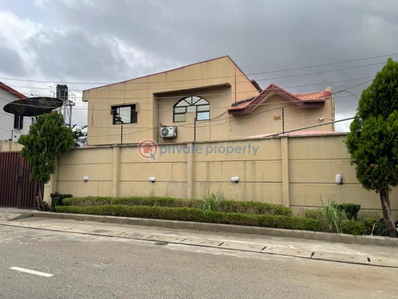 6 bedroom Duplex For Sale Ikeja Lagos