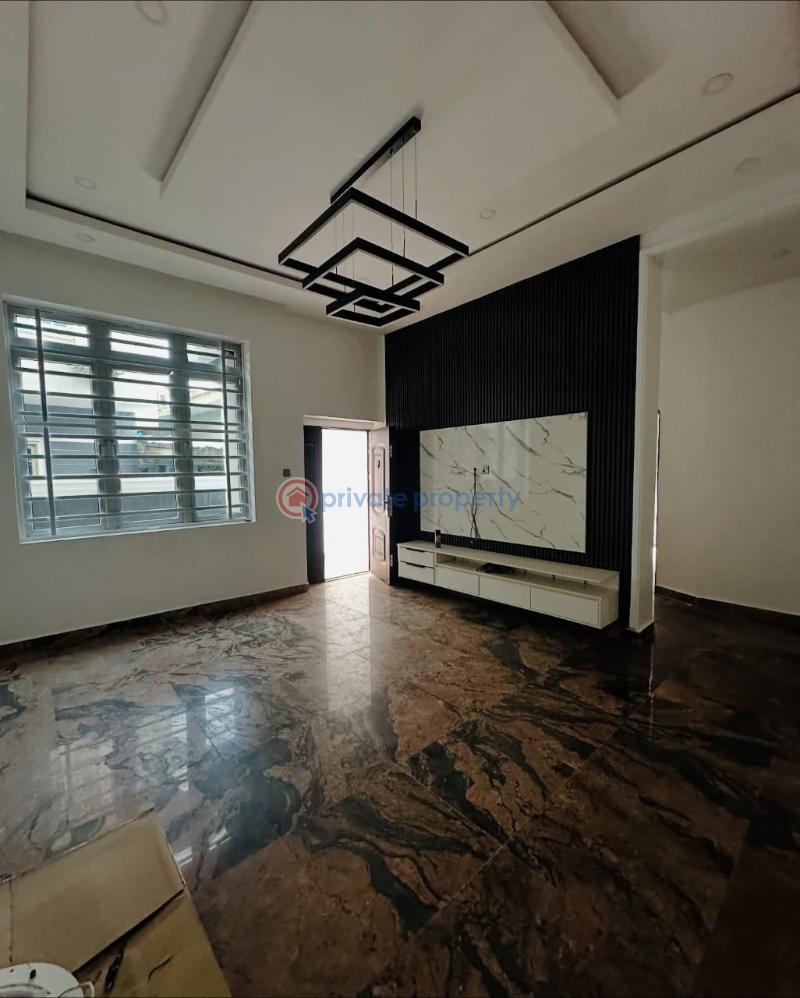 3 bedroom Semi detached Duplex For Sale Omole Phase 2 Ikeja Lagos - 4