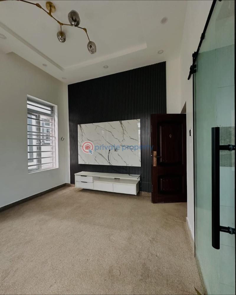 3 bedroom Semi detached Duplex For Sale Omole Phase 2 Ikeja Lagos - 7