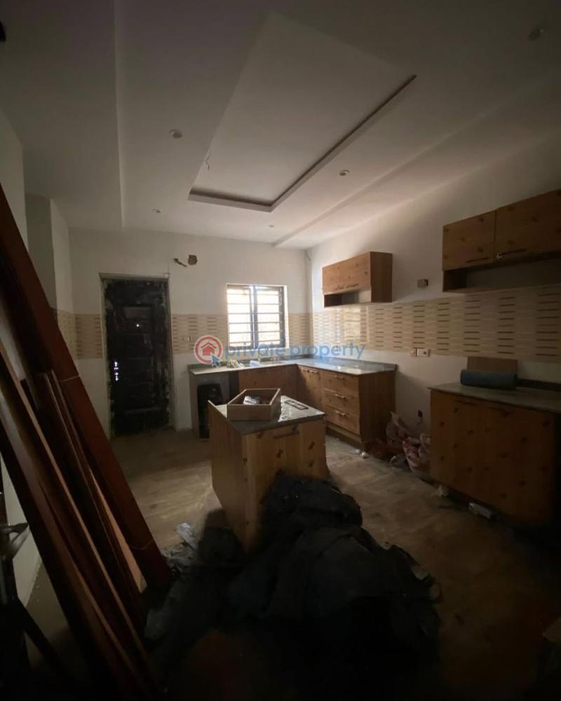 3 bedroom Semi detached Duplex For Sale Magodo Gra 1 Magodo Kosofe/Ikosi Lagos - 3