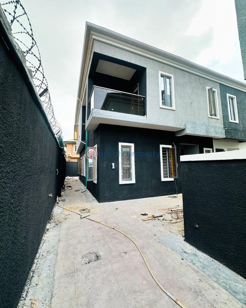 3 bedroom Semi detached Duplex For Sale Magodo Gra 1 Magodo Kosofe/Ikosi Lagos - 0