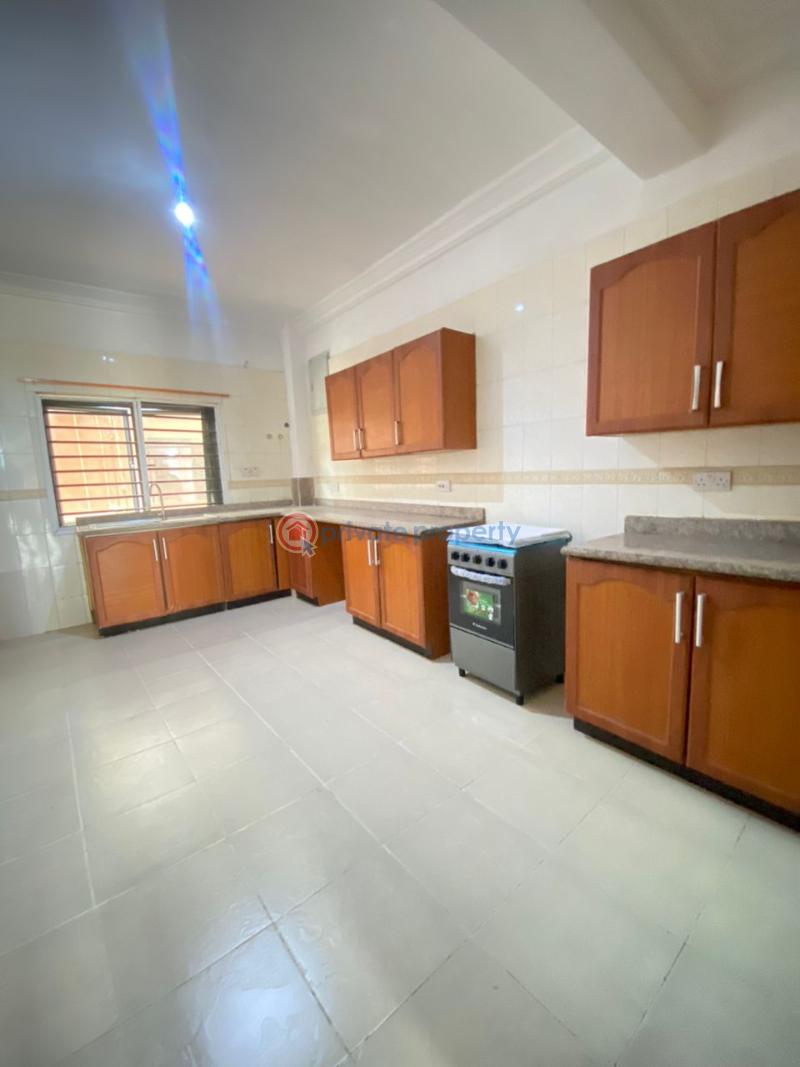 Lovely & spacious cool 3 bedroom apartment + bq & air conditioning - 6 3 bedroom Block Of Flats For Rent Lekki Phase I Lekki Phase 1 Lagos - 6