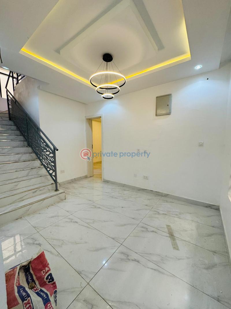 5 bedroom Detached Duplex For Sale Omole Phase 1 Ojodu Lagos - 5