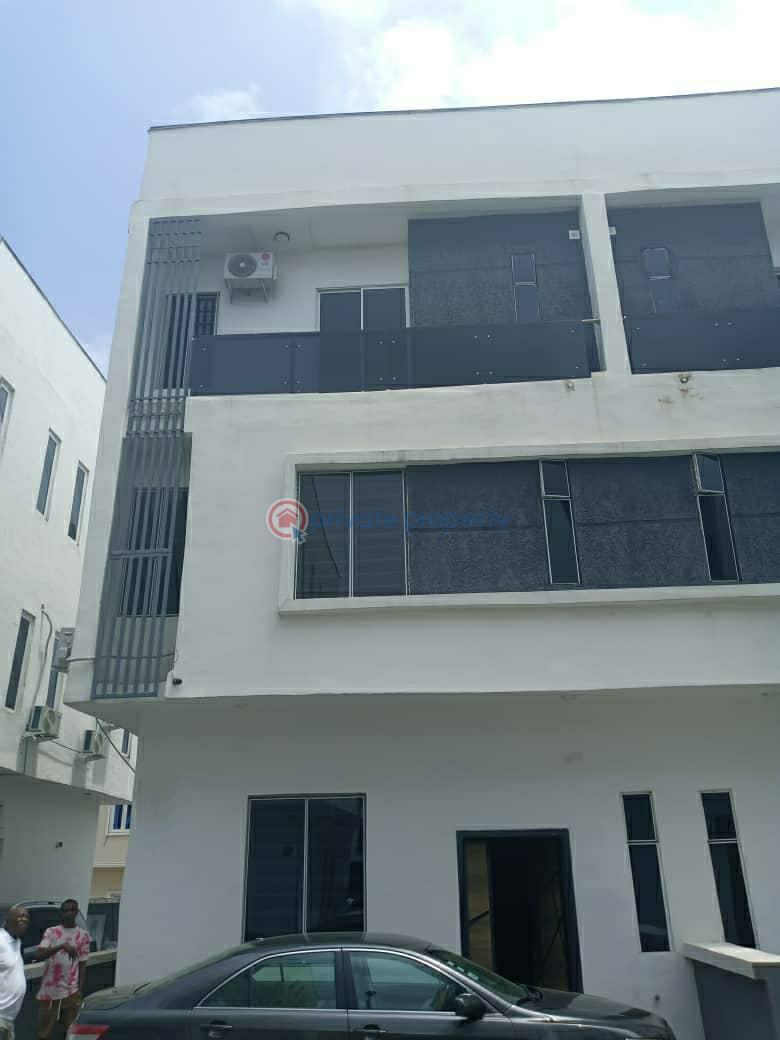 4 bedroom Terraced Duplex For Rent Signature Court Osapa London Lekki Phase 1 Lagos - 0