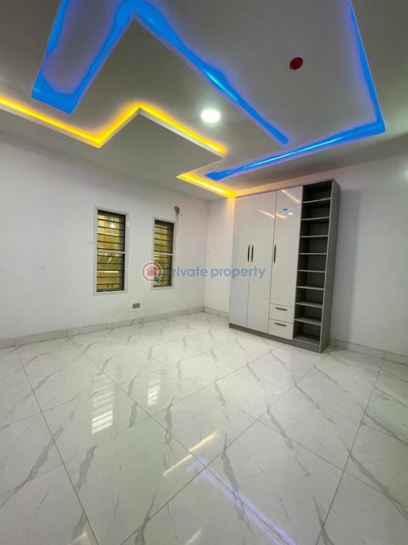 2 bedroom Block Of Flats For Rent Lekki Phase 1 Lagos - 4