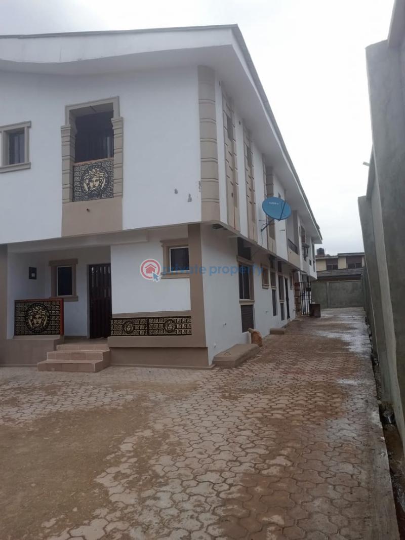 Block Of Flats For Sale Off Ijaiye Road, Ijaiye Off Lagos Abeokuta Express Way Abeokuta Ogun - 0