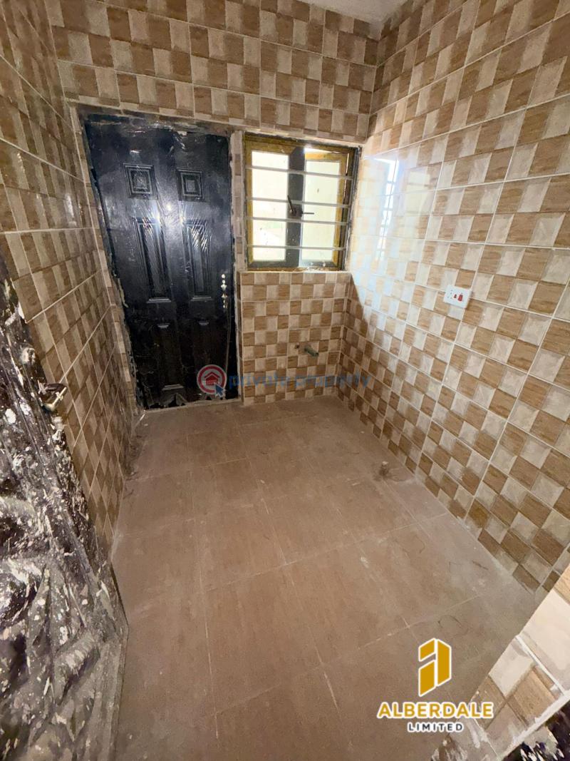 2 bedroom Block Of Flats For Rent Akoka Yaba Lagos - 5