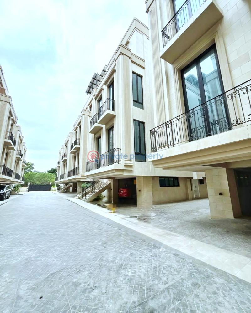 5 bedroom Semi detached Duplex For Rent Old Ikoyi Lagos - 0