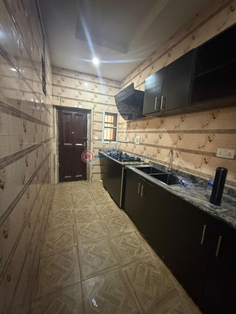 2 bedroom Flat & Apartment For Rent Osapa Lekki Lagos - 1
