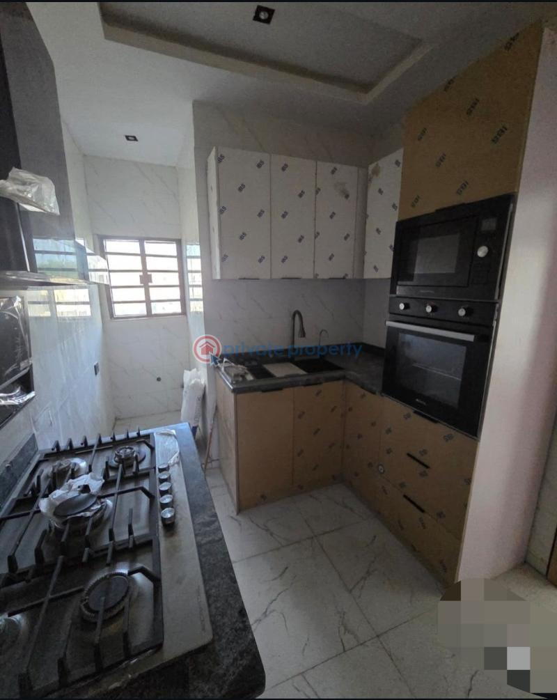 3 bedroom Block Of Flats For Sale Yaba Lagos - 3