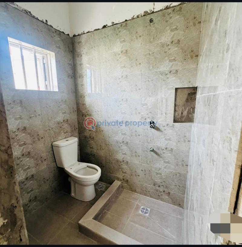 3 bedroom Block Of Flats For Sale Alagomeji Yaba Lagos - 13